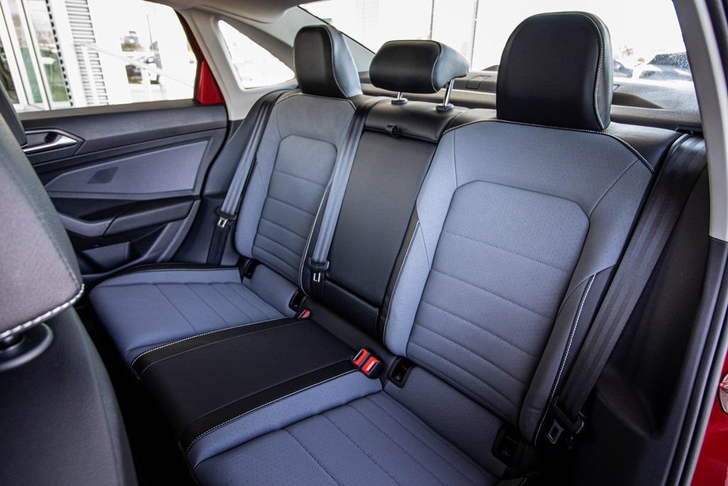 New 2026 Volkswagen Jetta SE FWD image 48