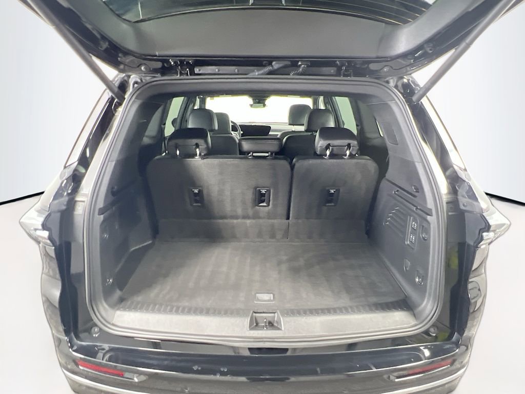 Used 2025 Buick Enclave Avenir w/ Super Cruise Package AWD/4WD image 26