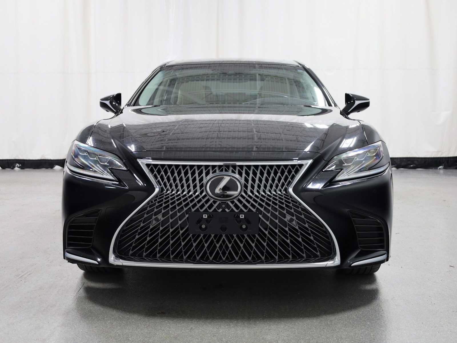 Used 2018 Lexus LS 500 w/ Interior Upgrade Package RWD image 14
