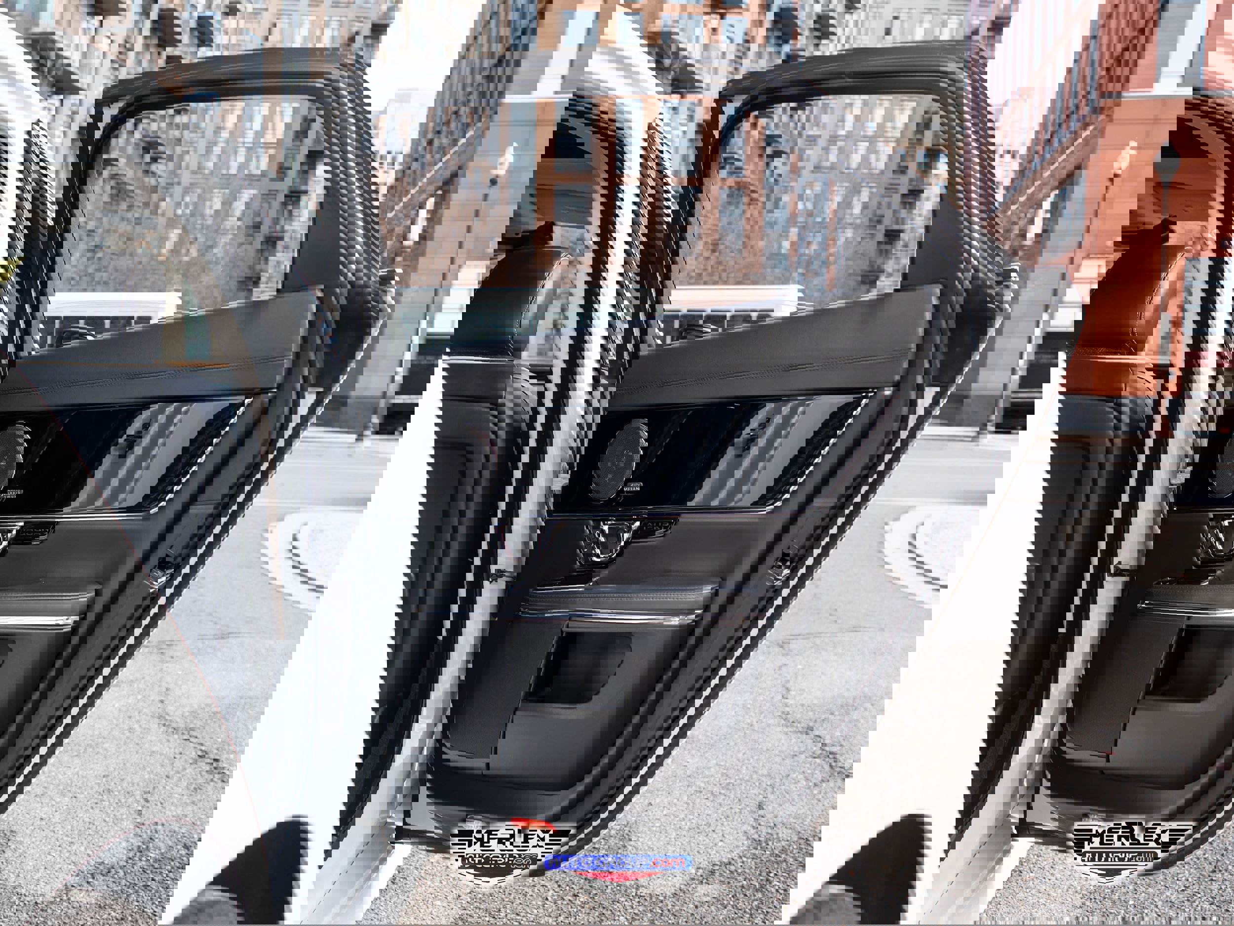 Used 2019 Jaguar XJ R-Sport image 42