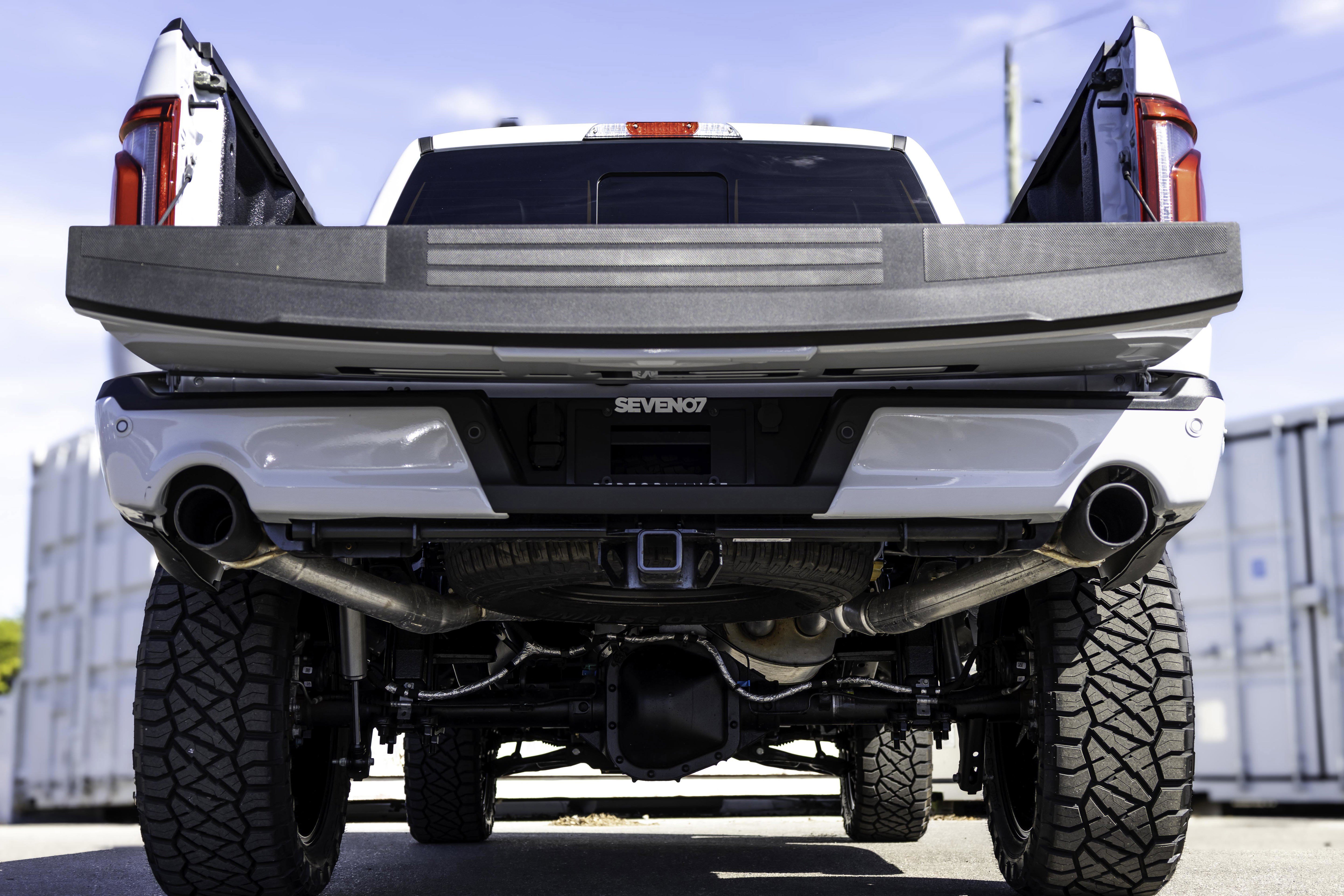 New 2025 Ford F150 Lariat w/ Equipment Group 502A High image 34