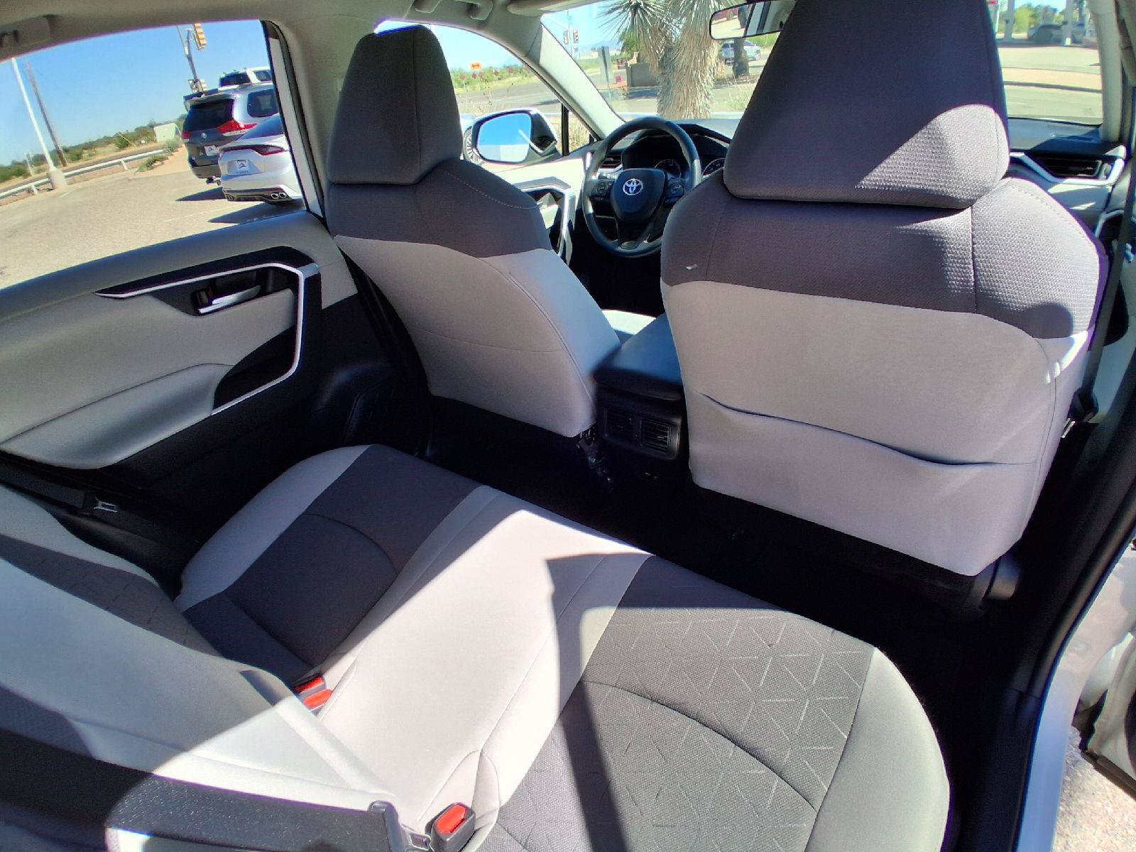 Used 2021 Toyota RAV4 XLE w/ Convenience Package AWD/4WD image 21