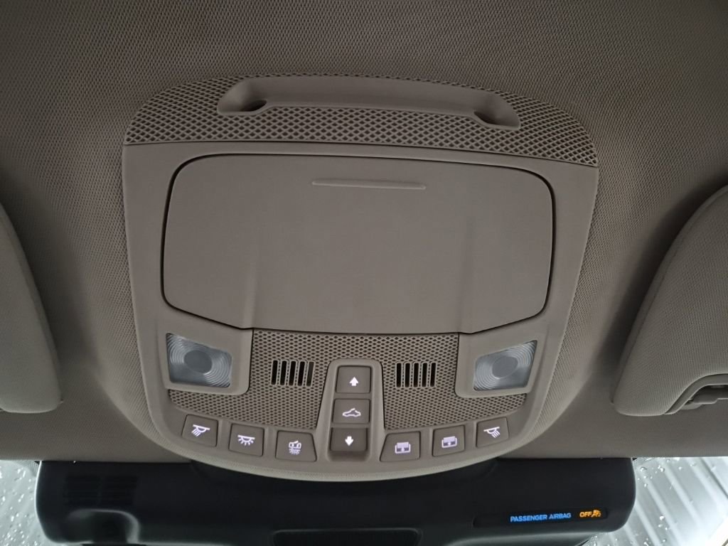 Used 2022 Lincoln Nautilus Reserve w/ Equipment Group 201A image 31