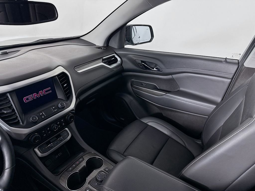 Used 2023 GMC Acadia SLT w/ Elevation Edition image 24
