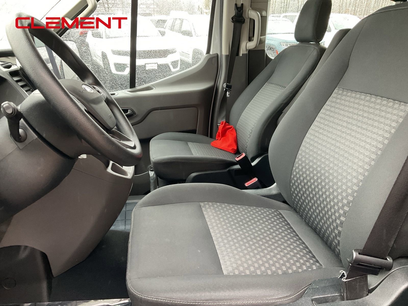 Used 2023 Ford Transit 350 XLT image 23