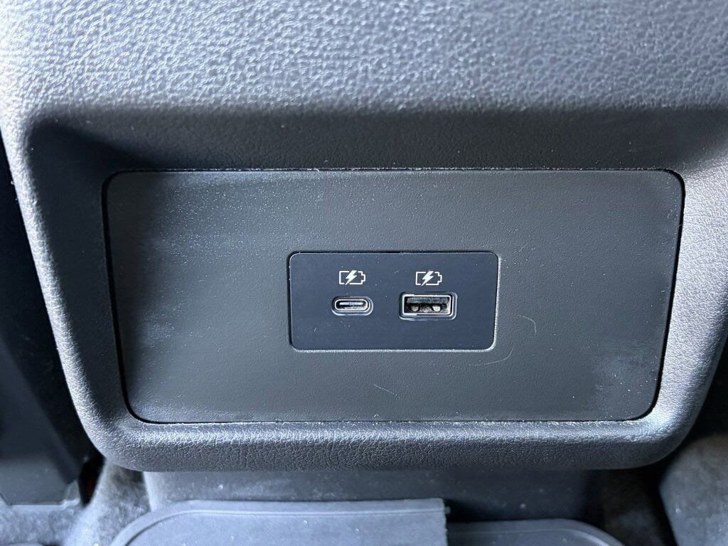 Certified 2023 Nissan Rogue SV image 29