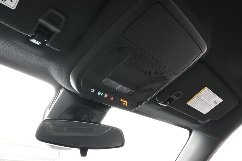 Used 2026 Chevrolet Equinox LT FWD image 22