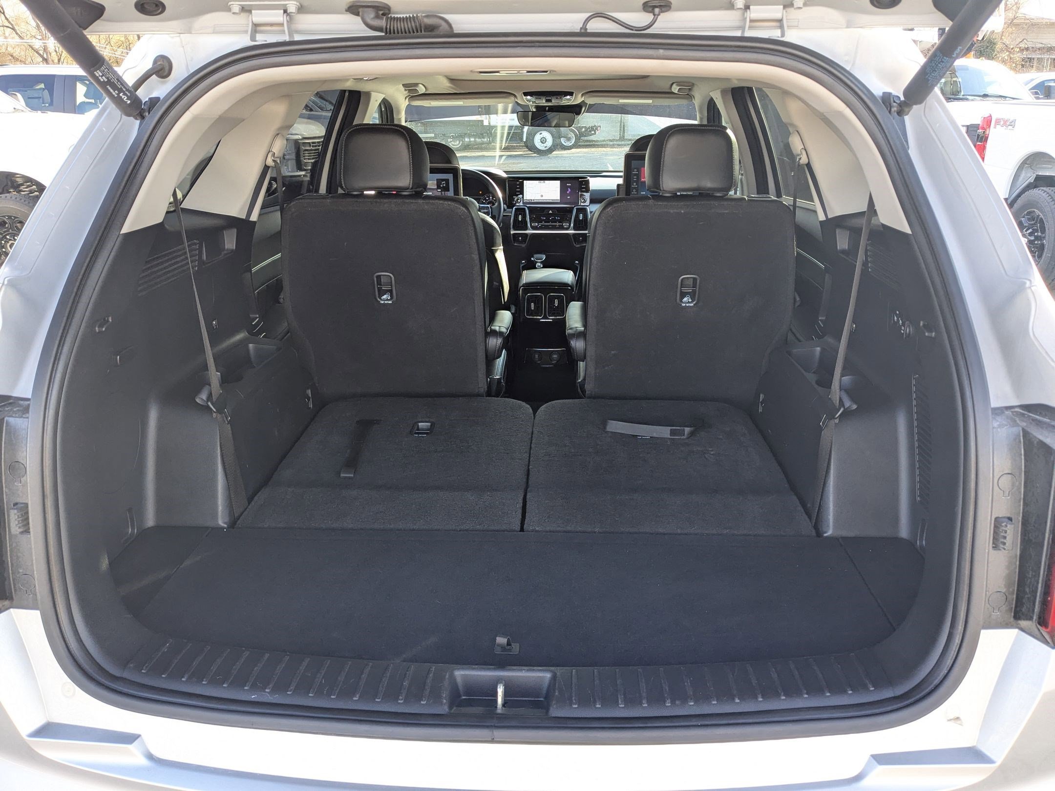 Used 2022 Kia Sorento SX image 29