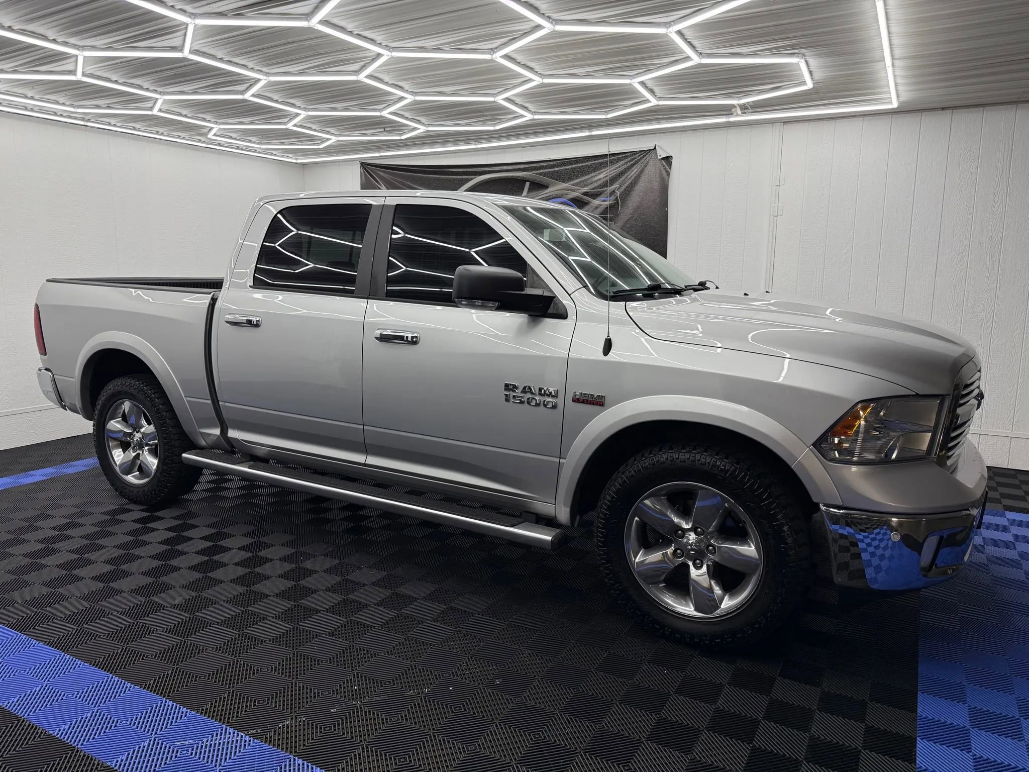 Used 2015 RAM 1500 Big Horn image 2