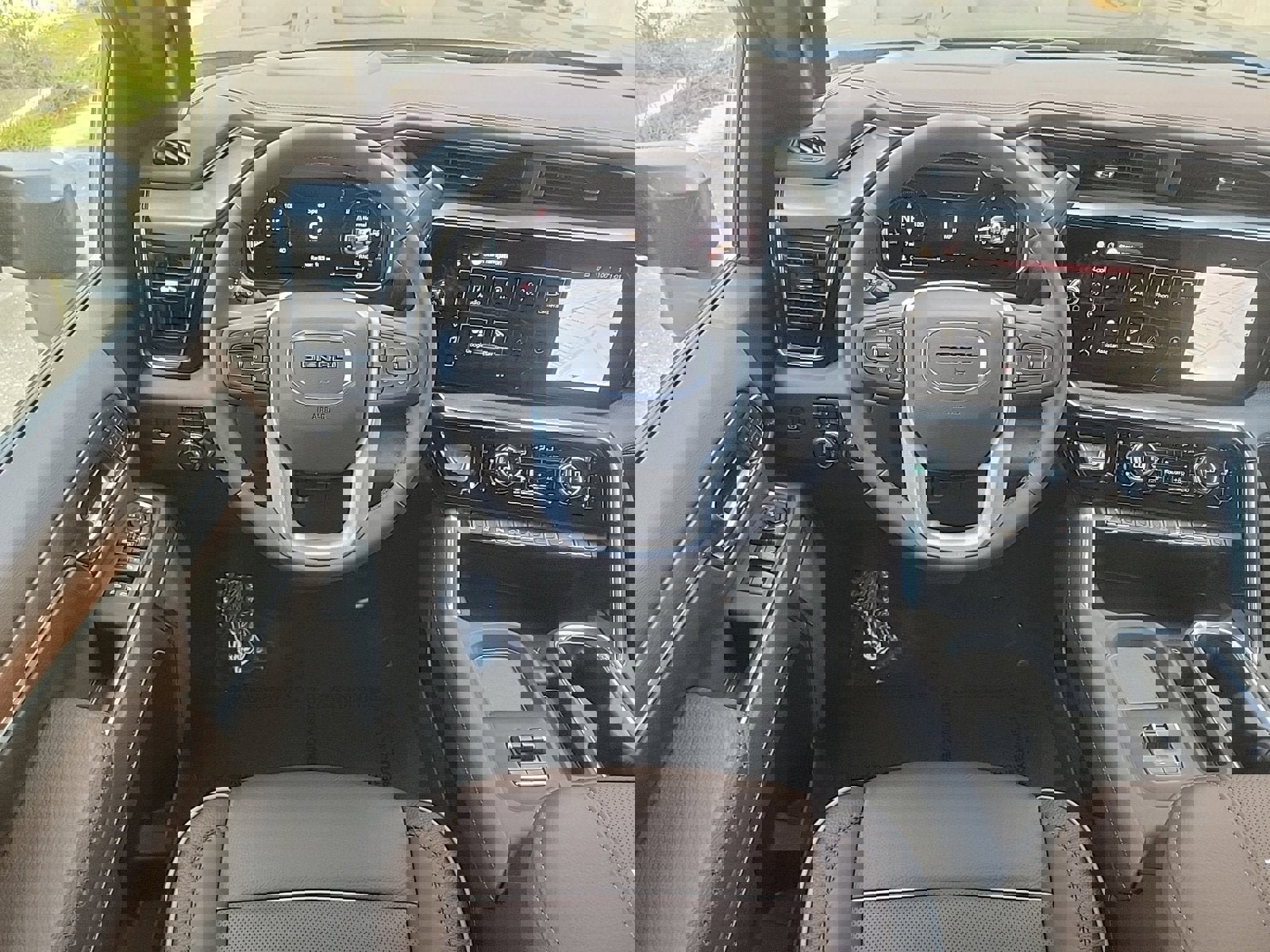New 2026 GMC Sierra 2500 Denali w/ Denali Reserve Package image 13