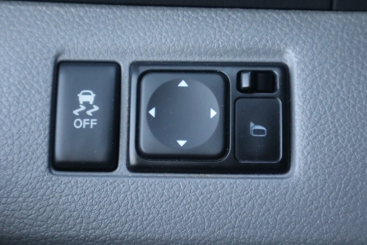 Used 2020 Nissan NV200 SV w/ Back Door Glass Package FWD image 25