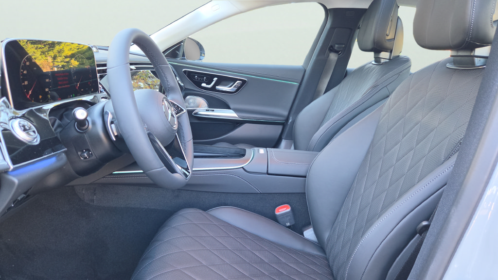 New 2026 Mercedes-Benz E 450 4MATIC Sedan image 19