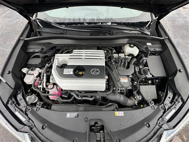 Used 2022 Lexus UX 250h w/ Premium Package image 31