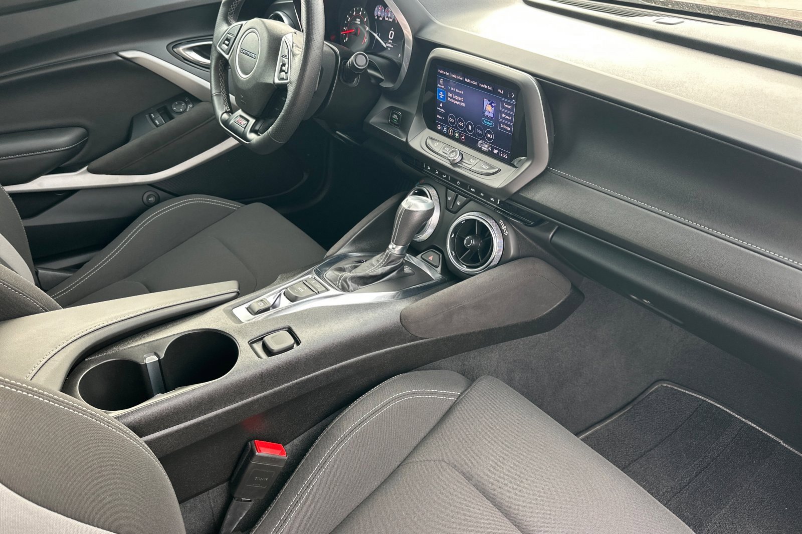 Used 2022 Chevrolet Camaro SS w/ Design Package 3 image 15