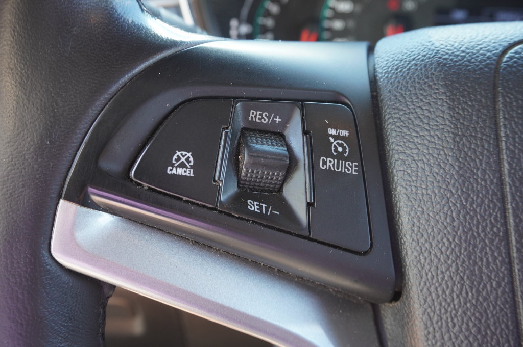 Certified 2020 Chevrolet Trax LT w/ LT Convenience Package FWD image 22