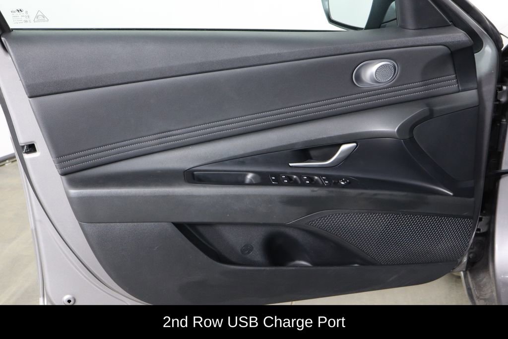 Used 2023 Hyundai Elantra SEL w/ Convenience Package FWD image 20