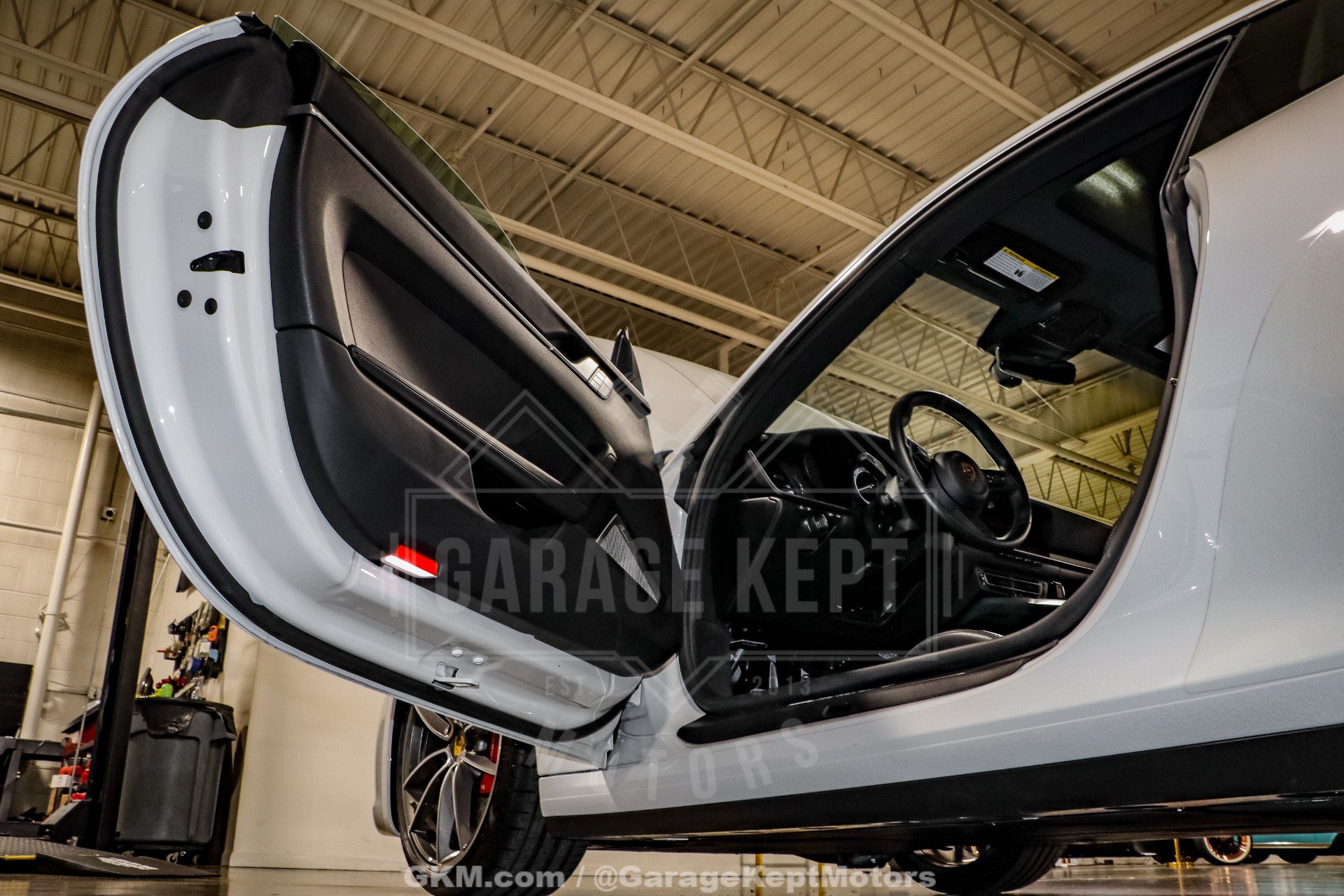Used 2024 Porsche 911 Carrera S RWD image 96