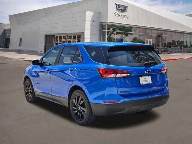 Used 2024 Chevrolet Equinox LS w/ LS Convenience Package FWD image 4