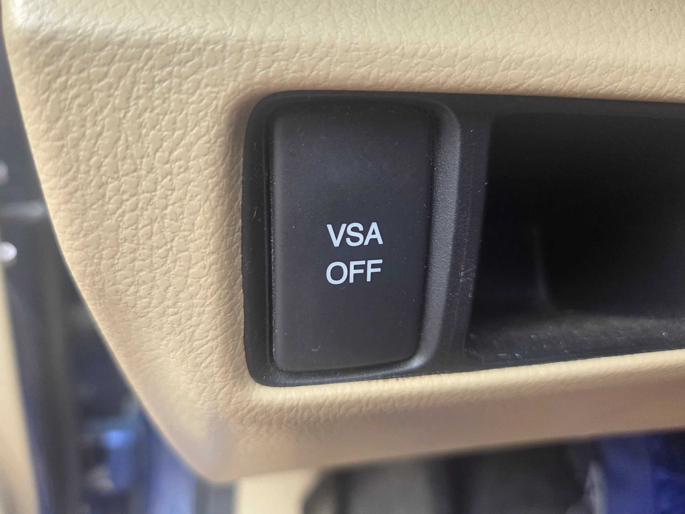 Used 2010 Honda Accord EX-L image 21