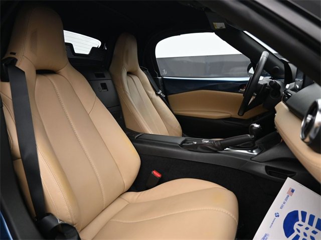 Used 2022 Volvo V60 T5 Cross Country w/ Advanced Package image 26