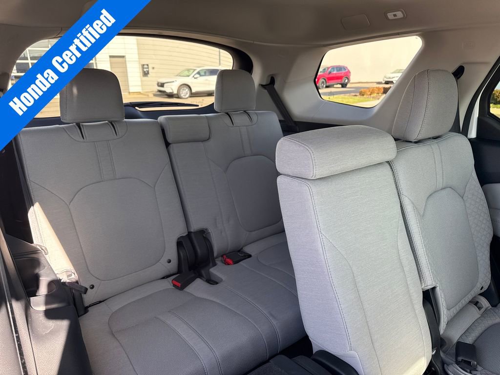 Certified 2023 Honda Pilot LX image 11