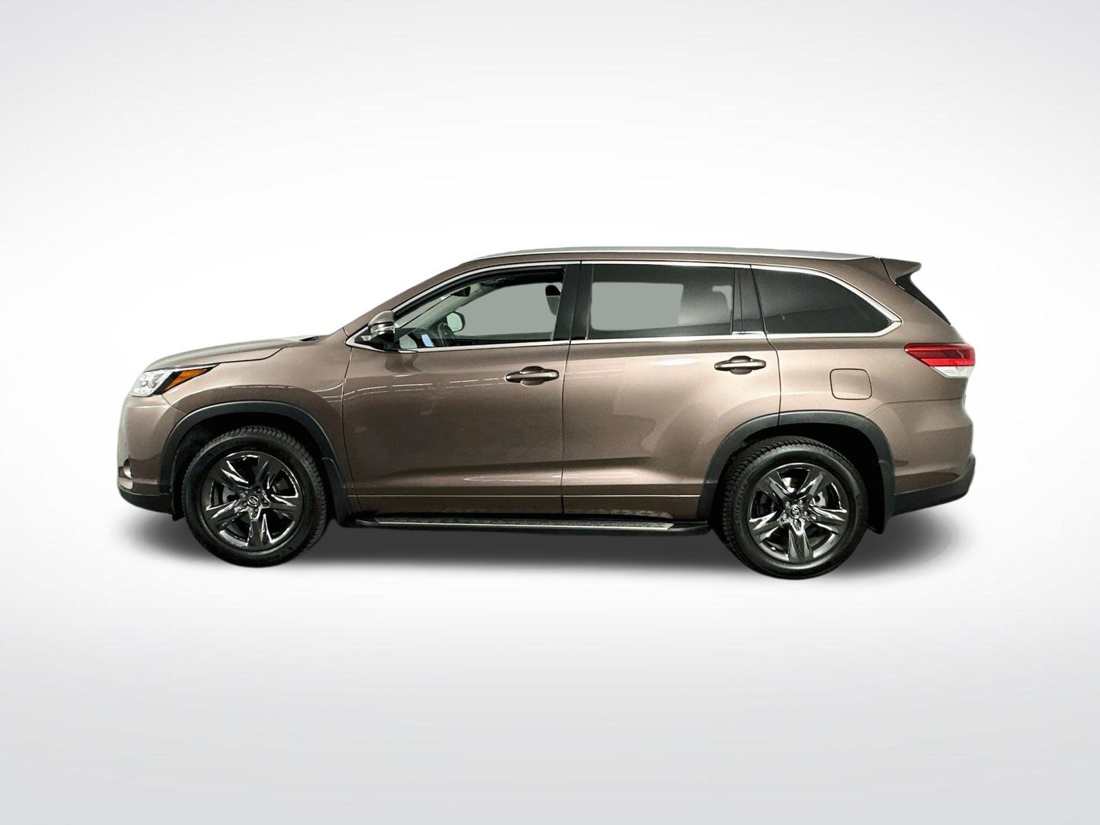 Used 2017 Toyota Highlander Limited Platinum FWD image 5