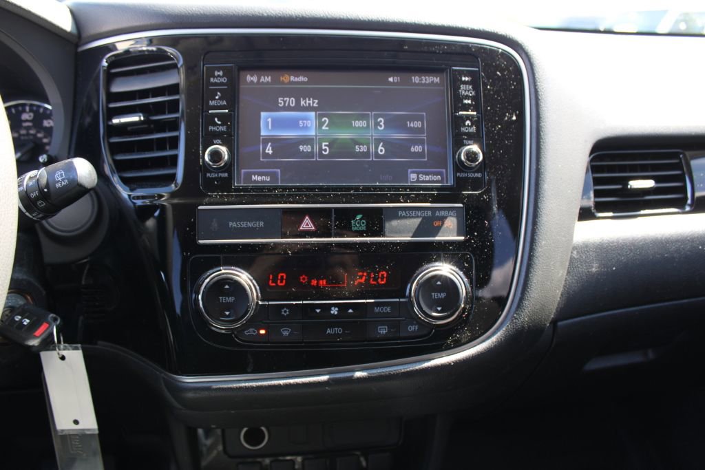 Used 2019 Mitsubishi Outlander ES FWD image 21