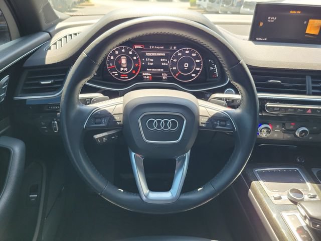 Used 2019 Audi Q7 3.0T Premium Plus w/ Premium Plus Package AWD/4WD image 11