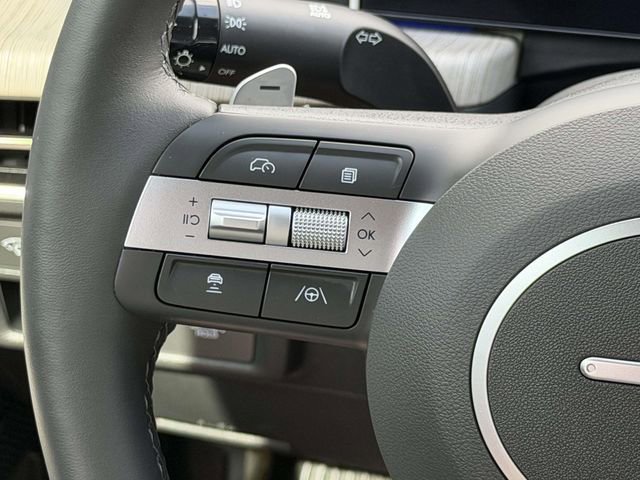 Used 2025 Hyundai Sonata Limited FWD image 19