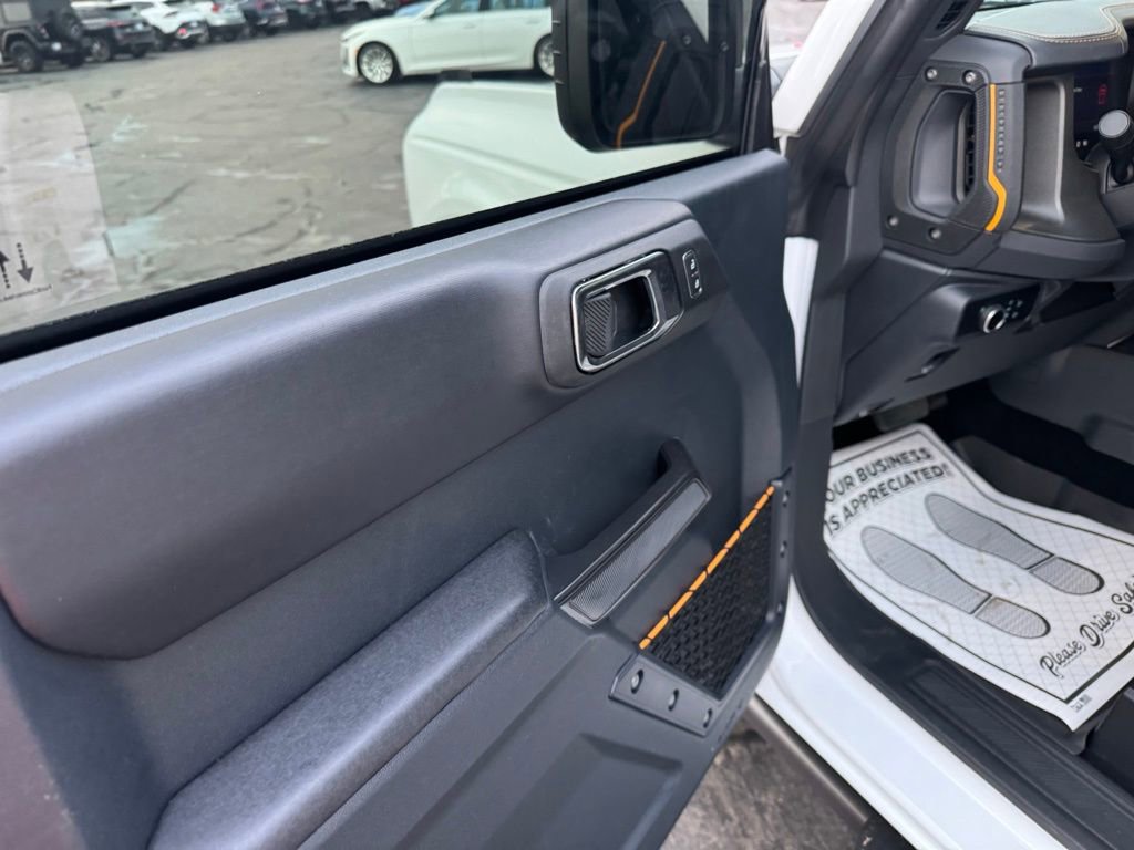 Used 2024 Ford Bronco Badlands image 11