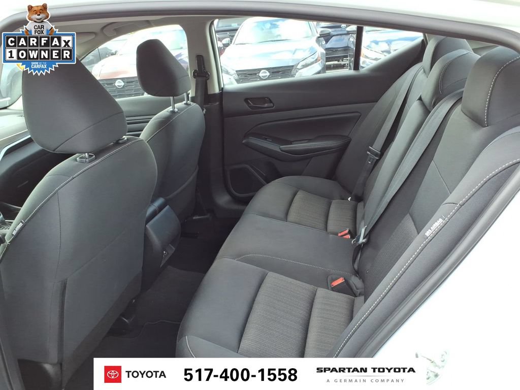 Used 2024 Nissan Altima 2.5 SV FWD image 11