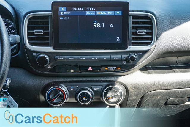 Used 2021 Hyundai Venue SE FWD image 23