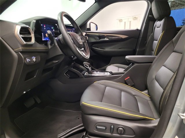 Used 2025 Chevrolet TrailBlazer ACTIV w/ Convenience Package image 11