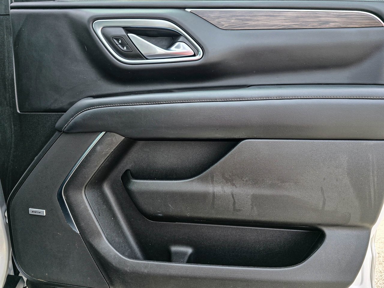 Used 2022 Chevrolet Tahoe LT w/ Luxury Package image 46