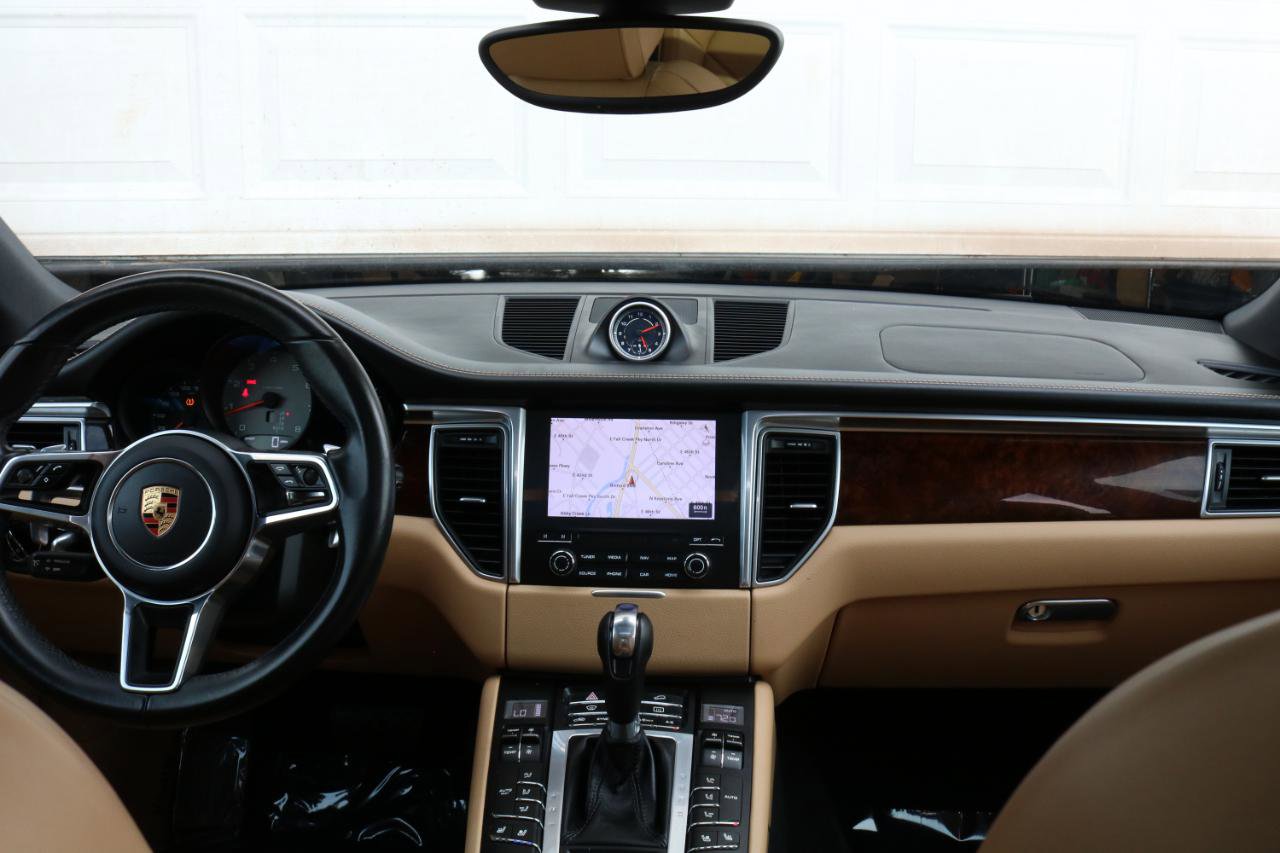 Used 2018 Porsche Macan S AWD/4WD image 50