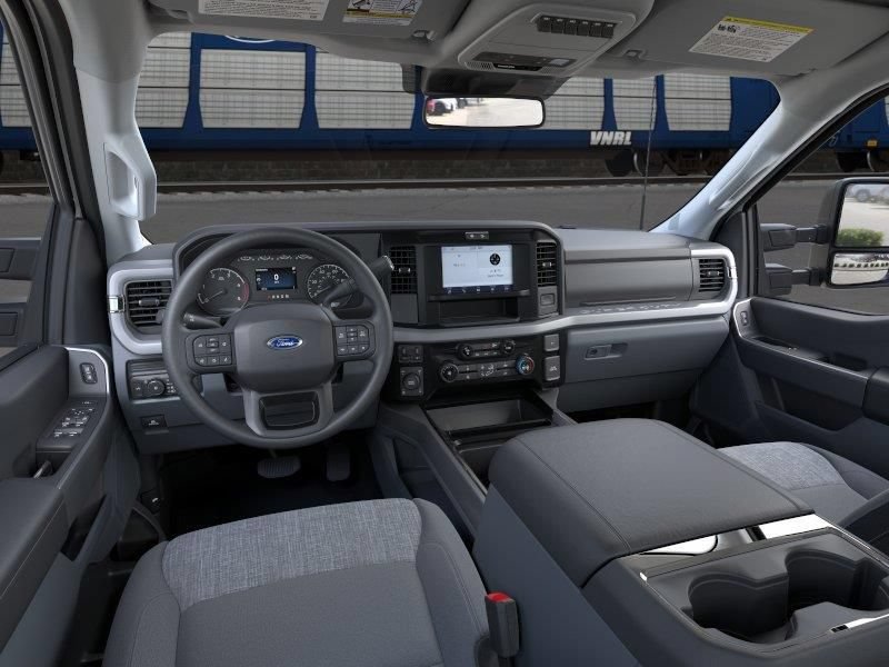 New 2026 Ford F250 XLT w/ FX4 Off-Road Package AWD/4WD image 9