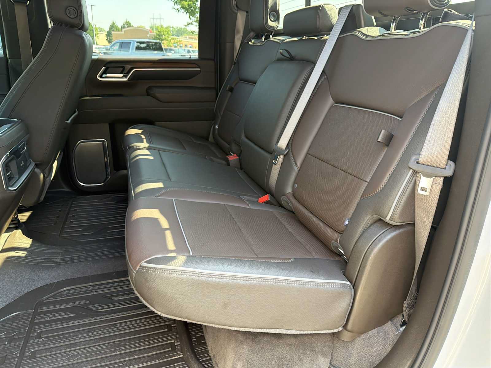 Used 2024 GMC Sierra 2500 Denali w/ Denali Reserve Package AWD/4WD image 28