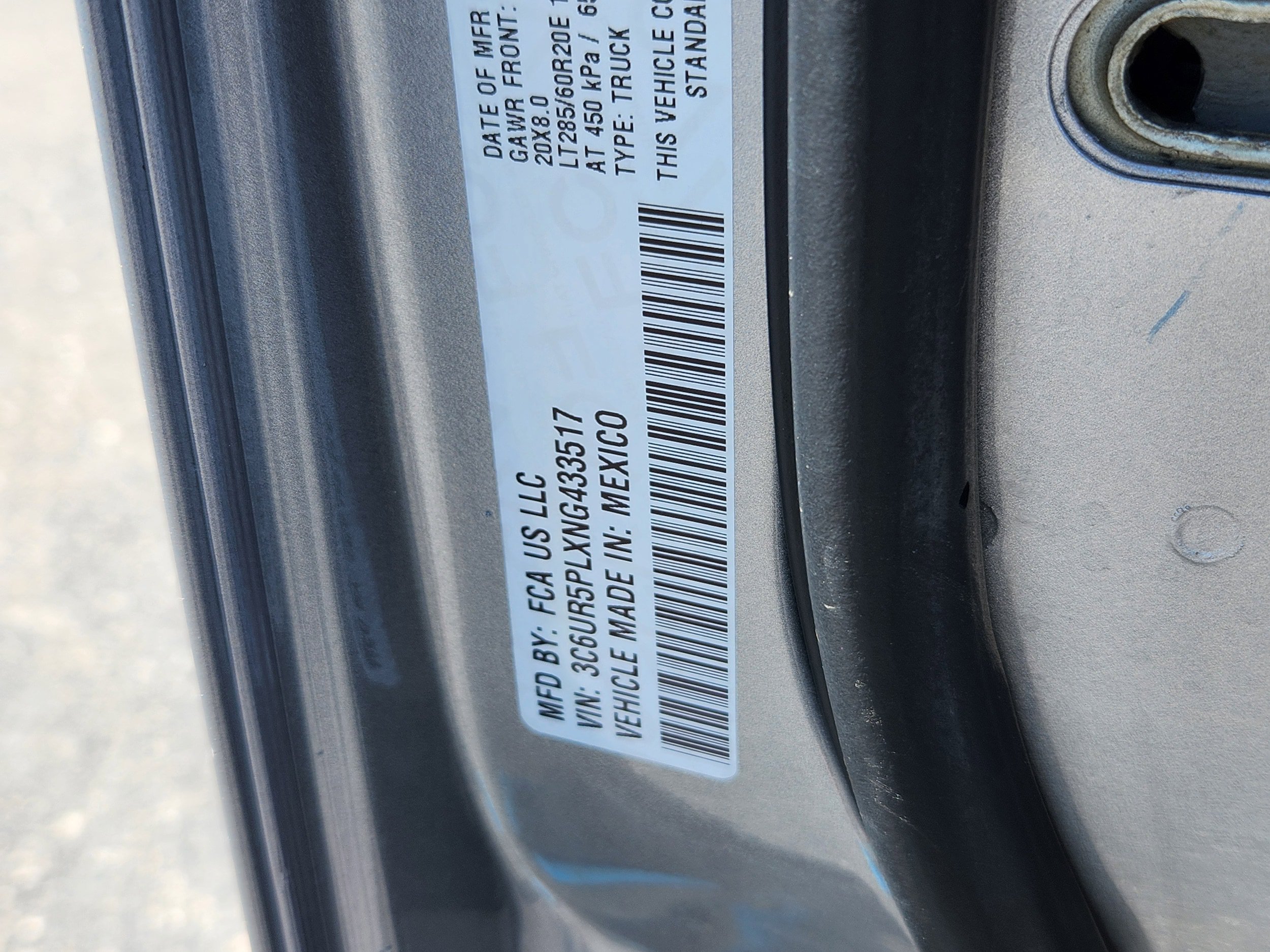 Used 2022 RAM 2500 Limited AWD/4WD image 46