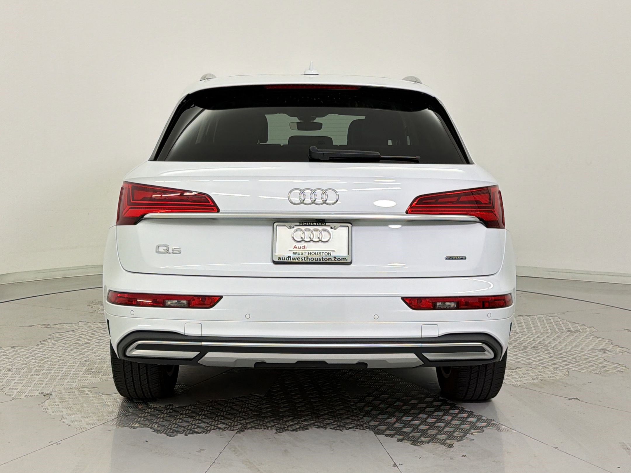 Used 2023 Audi Q5 2.0T Premium Plus w/ Premium Plus Package image 10