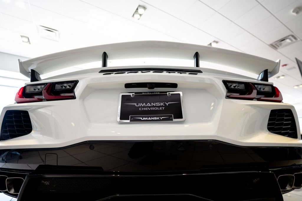New 2026 Chevrolet Corvette Stingray Premium Cpe w/ Z51 Performance Package RWD image 18