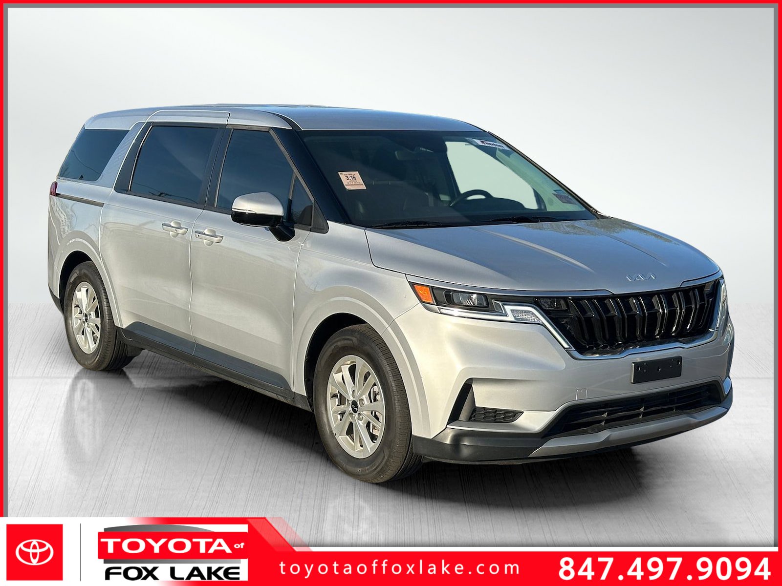 Used 2023 Kia Carnival LX