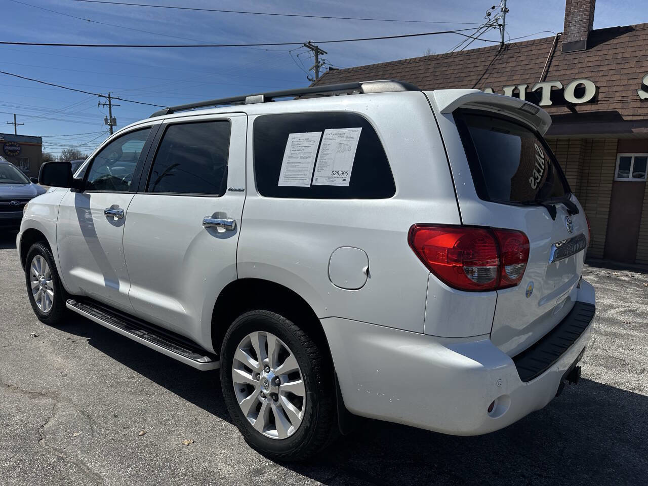 Used 2014 Toyota Sequoia Platinum AWD/4WD image 8