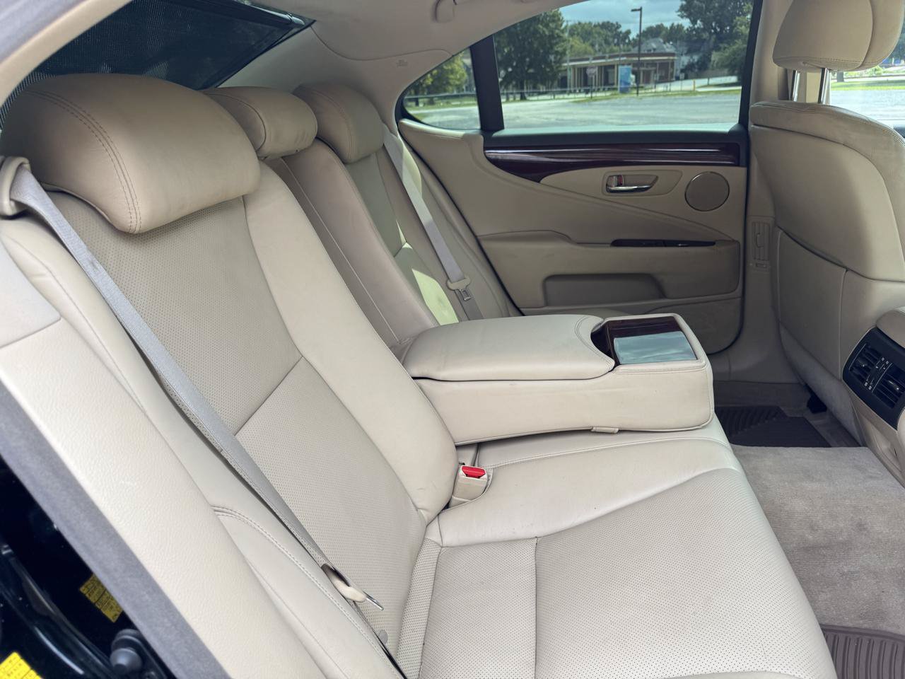 Used 2009 Lexus LS 460 AWD image 38
