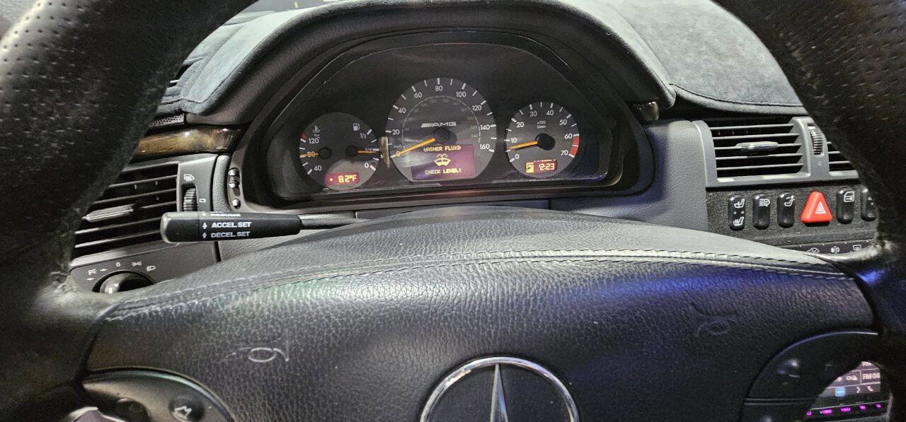 Used 2002 Mercedes-Benz E 55 AMG Sedan image 15