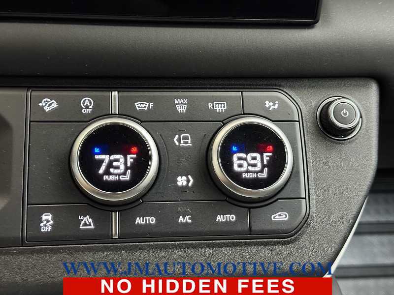 Used 2025 Land Rover Defender 110 S AWD/4WD image 35