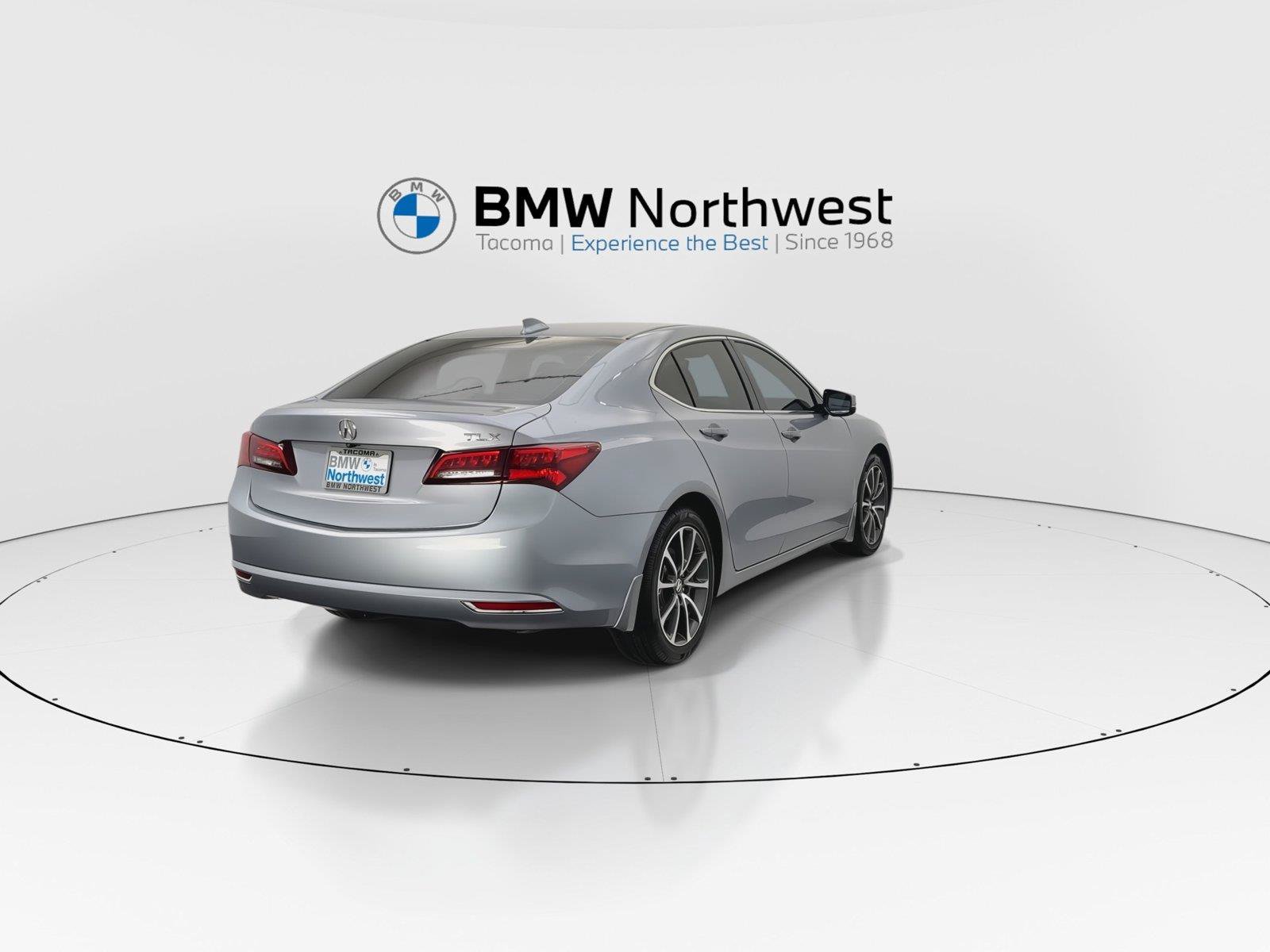 Used 2015 Acura TLX w/ Technology Package FWD image 3