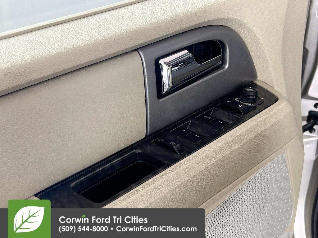 Used 2017 Ford Expedition EL Limited AWD/4WD image 12