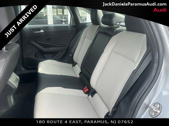 Used 2020 Volkswagen Jetta R-Line w/ R-Line Cold Weather Package image 16