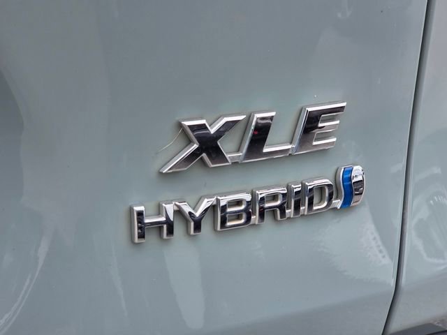 Used 2021 Toyota RAV4 XLE Premium AWD/4WD image 27