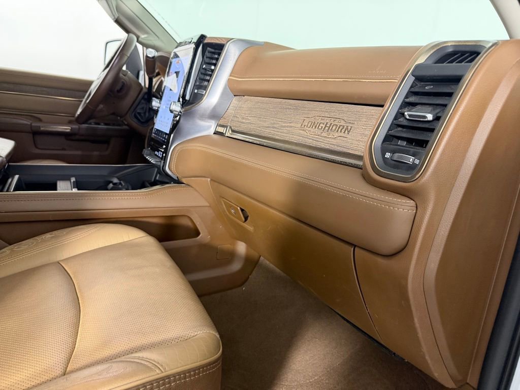 Used 2024 RAM 2500 Limited w/ Towing Technology Group image 33